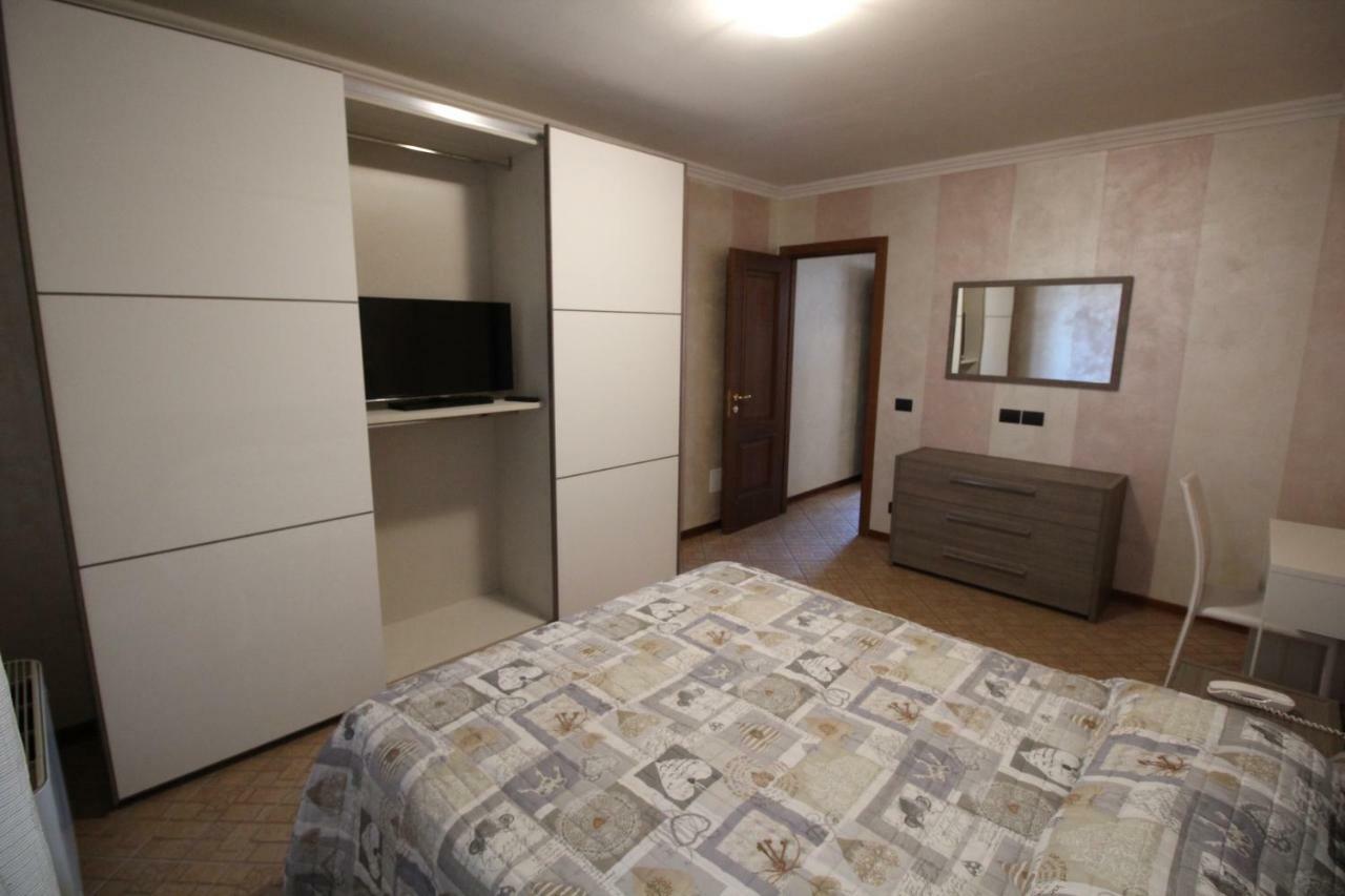 Aparthotel Del Prado Riva Ligure Exterior foto